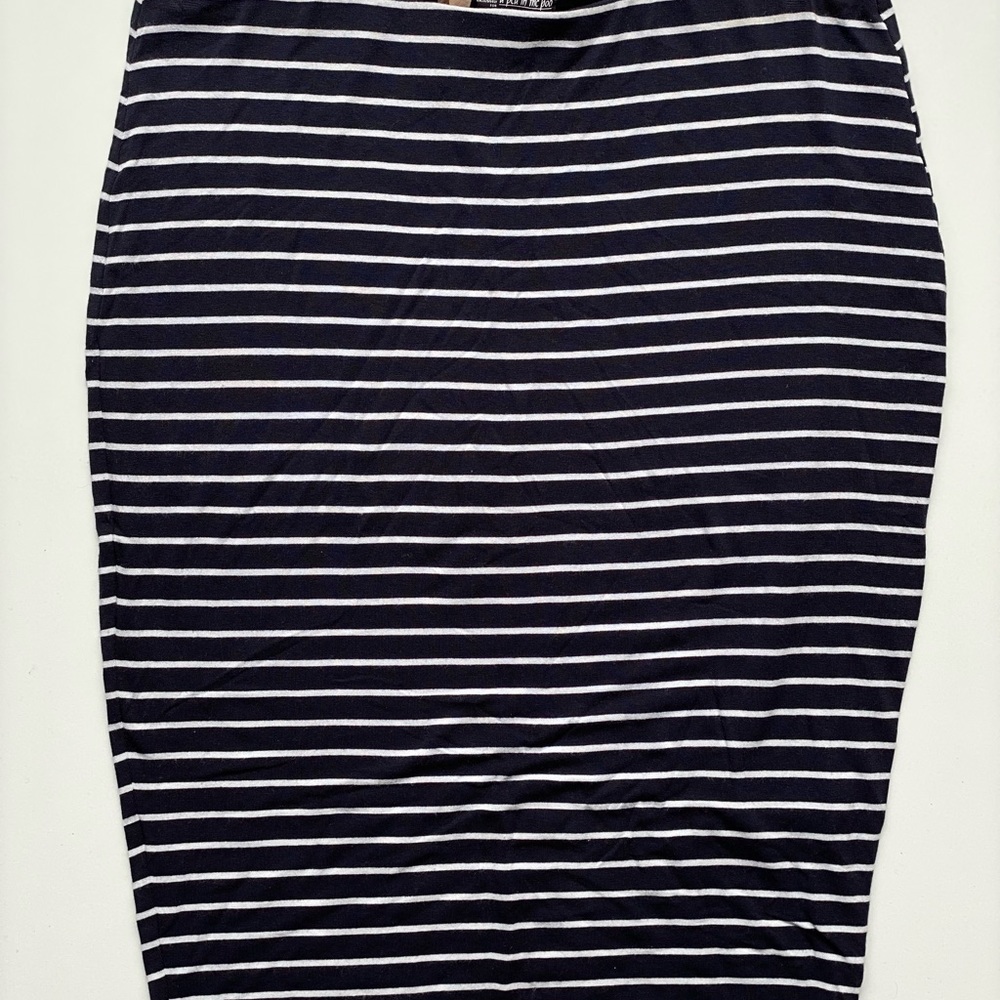 A Pea in the Pod Maternity Skirt, Size Small